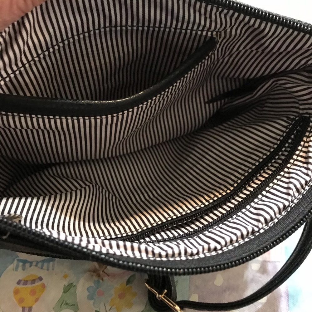New Black Crossbody, Wristlet, Purse/Wallet.  9 1/2” x 7” New!  NWOT! - Picture 5 of 6